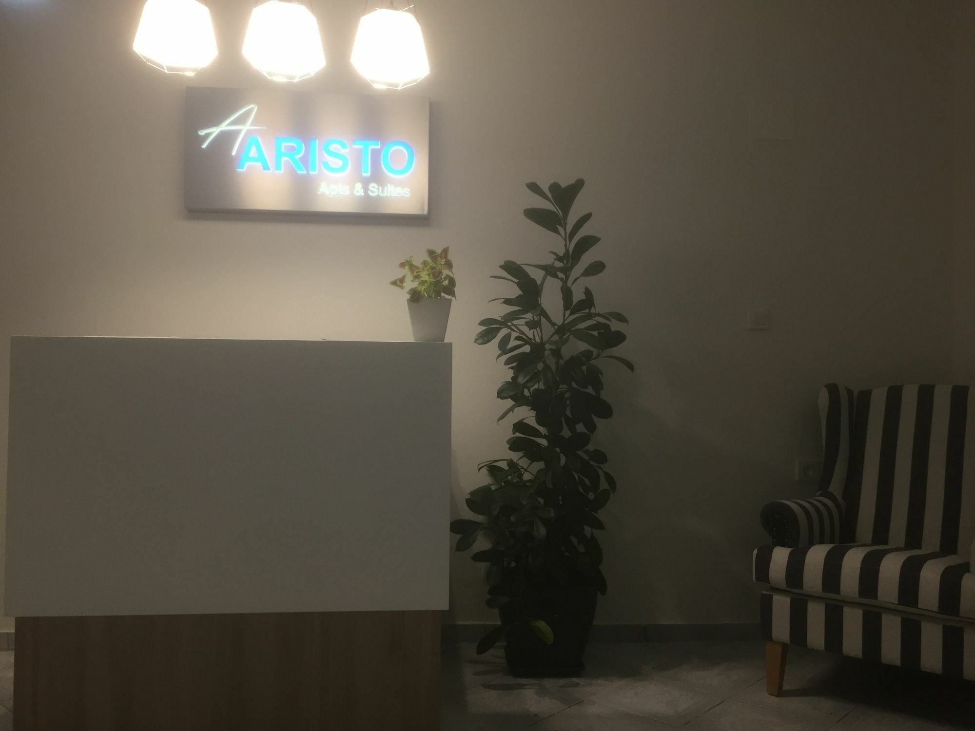 Aristo Apts Hersonissos (Crete) Exterior foto